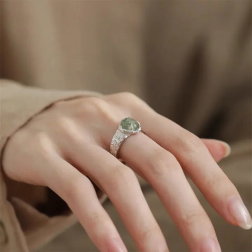 Silver 925 ring with green stone, vintage adjustable