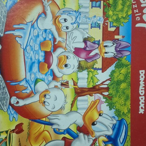 Donald Duck Puzzle 260 pieces like new