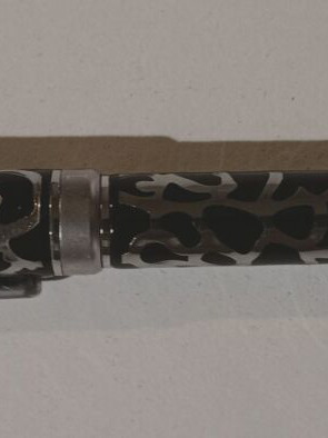 Duke 216B pen used with twist opening, does not write
