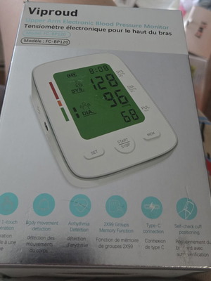 Blood Pressure Monitor automatic upper arm with large LCD used like new