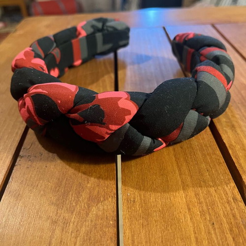 Karavan headband like new