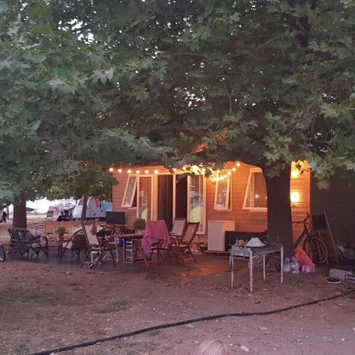 O'hara 2010 caravan used with 3 bedrooms and full equipment