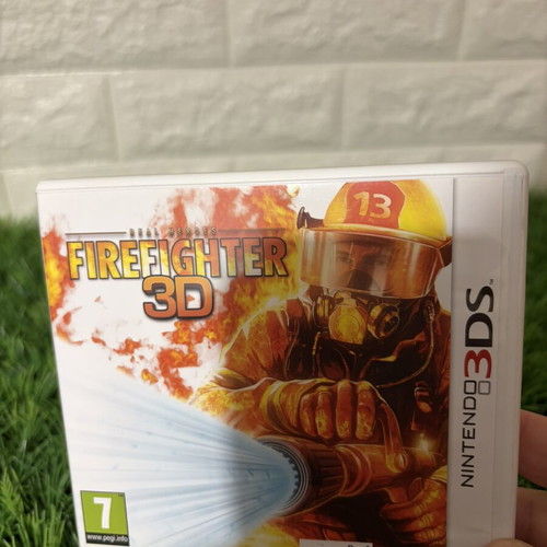 Real Heroes: Firefighter Nintendo 3DS game used
