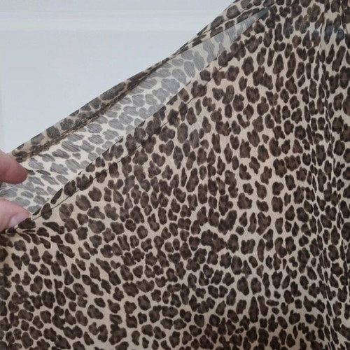 Leopard dress like new with belt, sleeves with openings