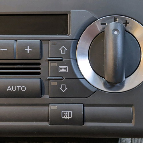Audi A3 8P air conditioning console like new for 2 din