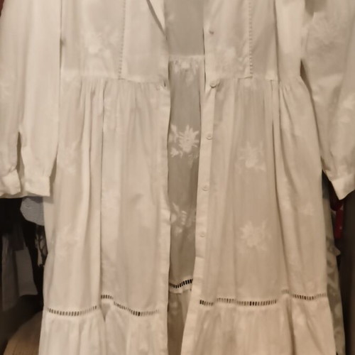 Zara white embroidered cotton dress XL like new, romantic style