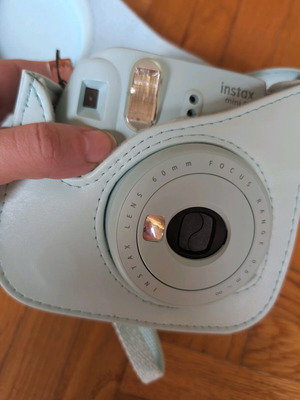 Instax Mini 9 like new with case, filters and album gift