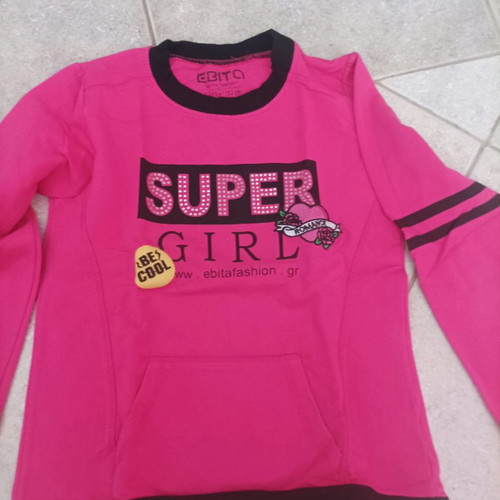 Girls' sweatshirts in excellent condition, pack