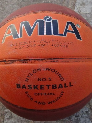 Amila No 5 basketball used, rubber with nylon wound