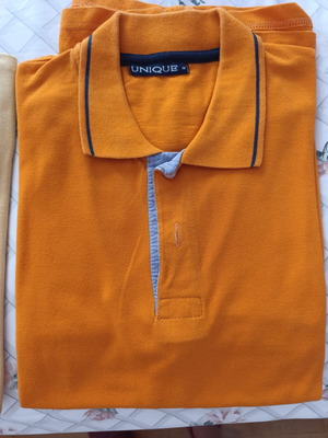 Unique t-shirt medium, almost like new, orange, 100% cotton