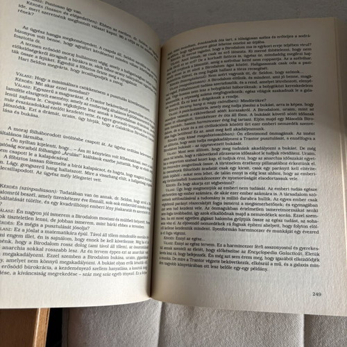 Asimov Teljes Alapítvány Birodalom Robot Univerzuma Encyclopedia Galactica 4 like new