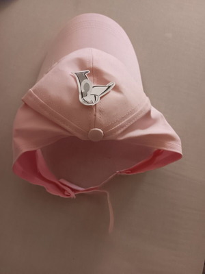 Pink hat new with tag