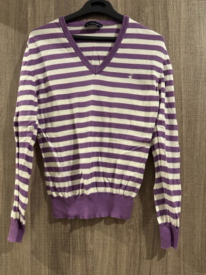 Knitted 100% cotton sweater like new, white and purple