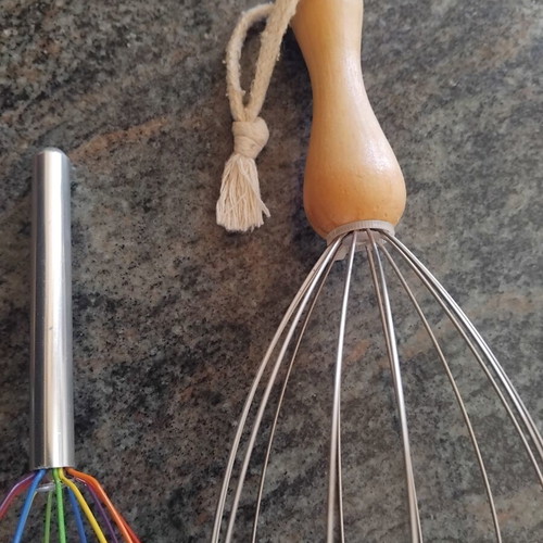 Head massage tool like new, set of two