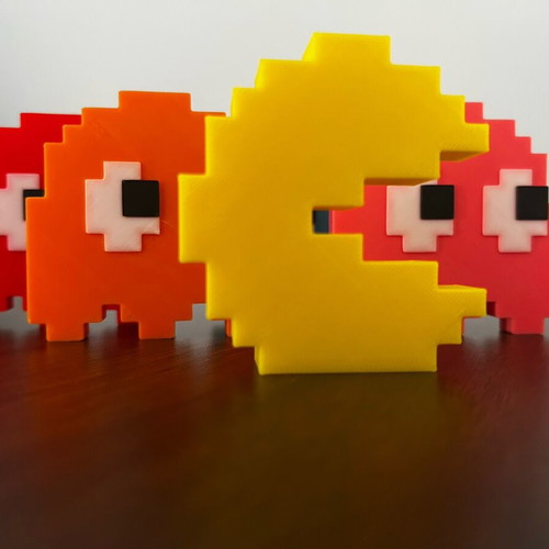 Pac Man decorative set like new, 7x7 cm