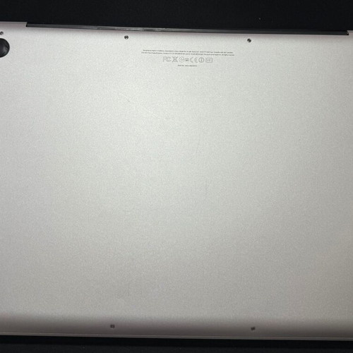 Apple MacBook Pro 15" A1286 με πρόβλημα στα γραφικά σαν καινούργιο