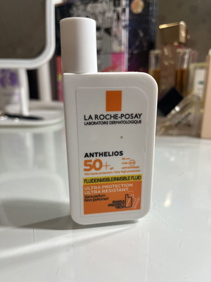 La Roche Posay Anthelios αντηλιακό προσώπου SPF 50+ σαν καινούργιο