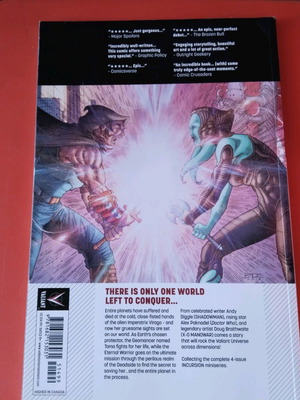 Incursion Valiant Comics like new, complete 4-issue collection with box