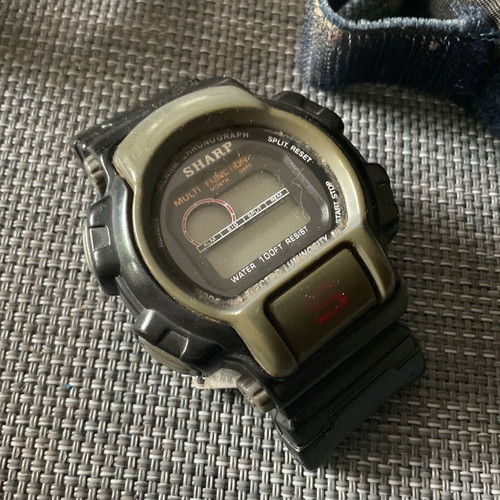 Sharp electronic watches used, set of 2 for parts