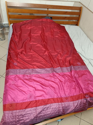 Single Quilt used with satin fabric and decorative embroidery 2.00×1.20 m