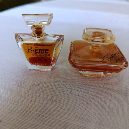 Lancome vintage mini perfumes Poeme 4ml and Tresor 7.5ml, like new