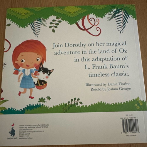 The Wizard of Oz children's book new in English