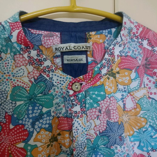 Men's floral shirt with mao collar size M like new, multicolor