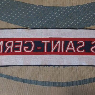 Paris Saint Germain scarf like new, authentic