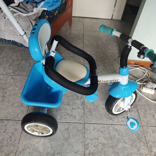 Lorelli children's tricycle bike blue like new
