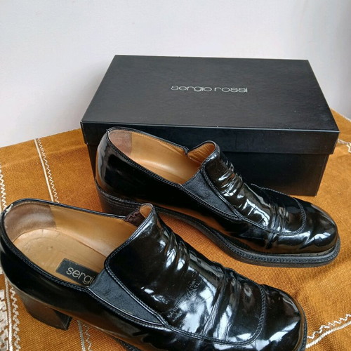 Sergio Rossi vintage patent leather heels used, size 40