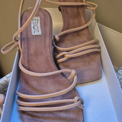 Esiot sandals 37 nude like new