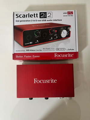 Focusrite Scarlett 2i2 2nd Gen audio interface new USB 2-in/2-out