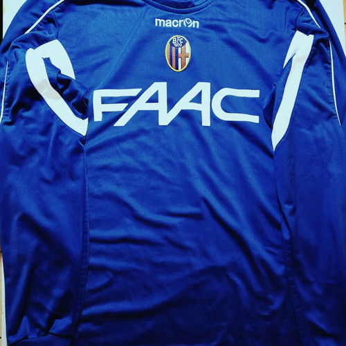 Bologna FC Macron Long-Sleeve Training Shirt used, size L, royal blue
