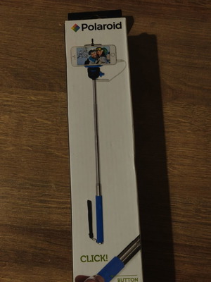 Polaroid selfie stick