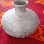 Vase like new, gray