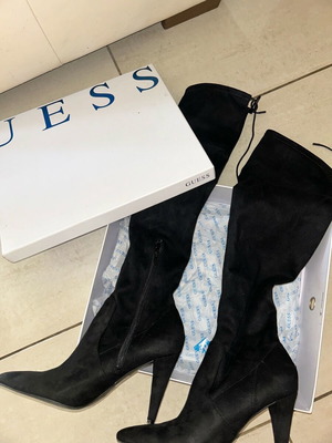 Guess over-the-knee suede boots size 40 like new, black