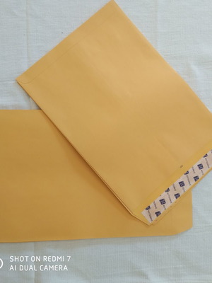 Envelope bags 23x32 beige self-adhesive new
