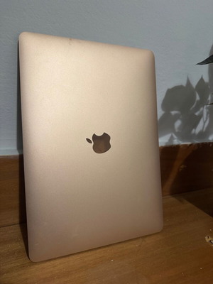 Macbook Air M1 2020 8GB 256GB used