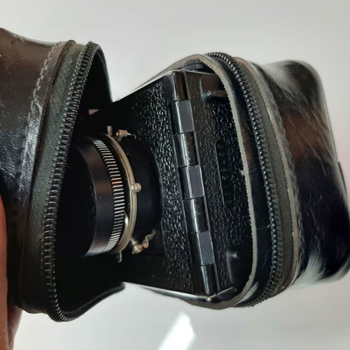 Vintage Lubitel 166B Lomo camera used with T-22 4.5/75 lens
