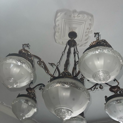 Chandelier like new, functional