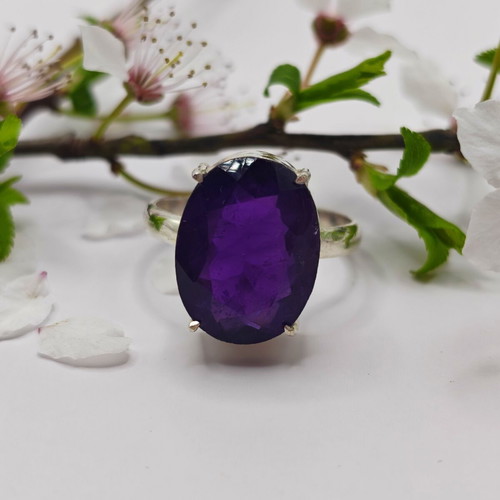 Silver ring with amethyst new, 925 hallmark