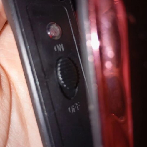 Omnia hair straightener like new with ceramic plate