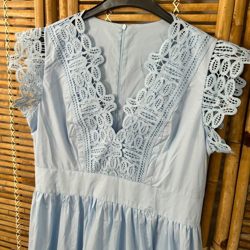 Chicwish Light Blue Lace Midi Dress Size M
