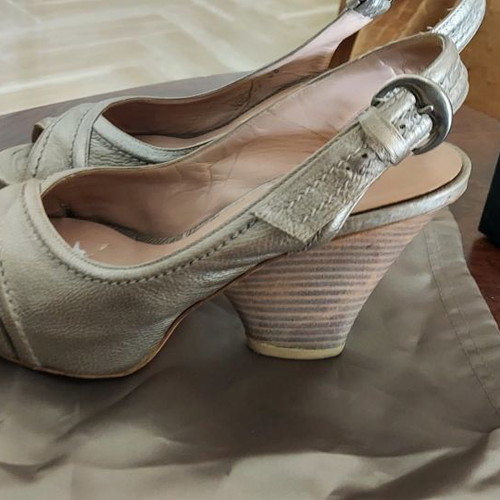 Pura Lopez leather sandals like new, bronze, size 38