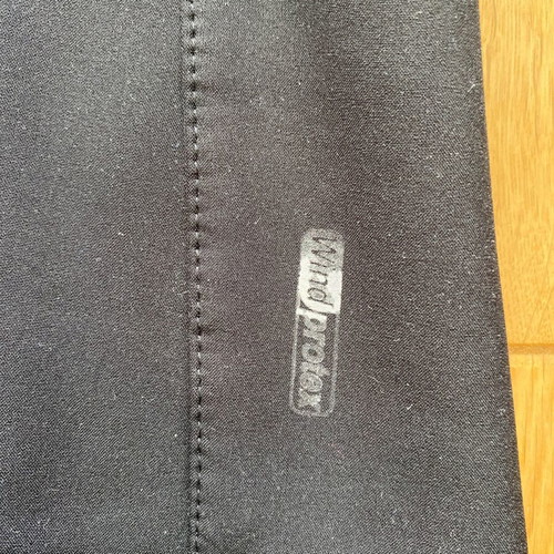 J'hayber women's softshell windstopper like new, black, size M
