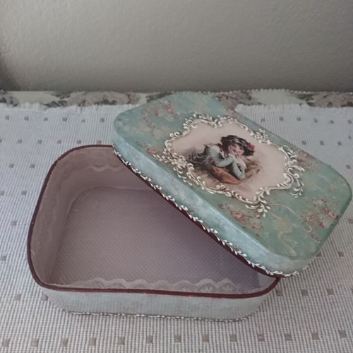 Handmade vintage province style box new, cardboard