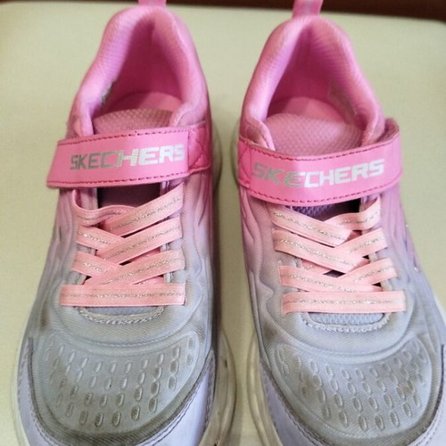 Skechers athletic shoes for girls size 32 like new, pink and purple