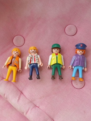 Playmobil figures like new, set of 4