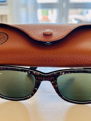 Ray-Ban Wayfarer RB2140 1089 Sunglasses like new, Rare Prints Special Series #5