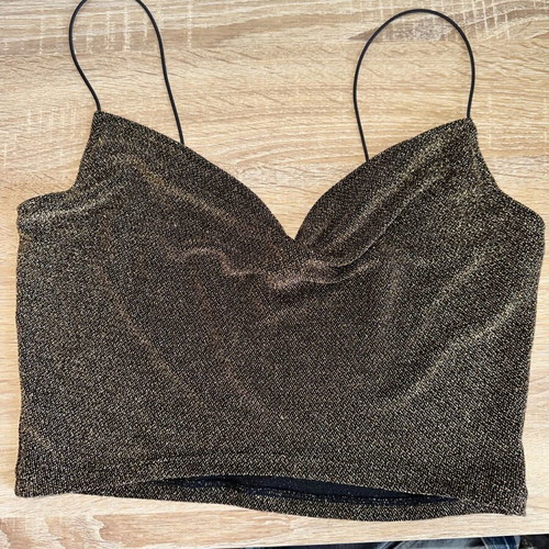 Top new, shiny, medium/large, black and gold